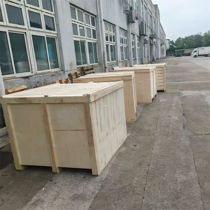 朗县尼勒克县：物流专线的高效货运之旅